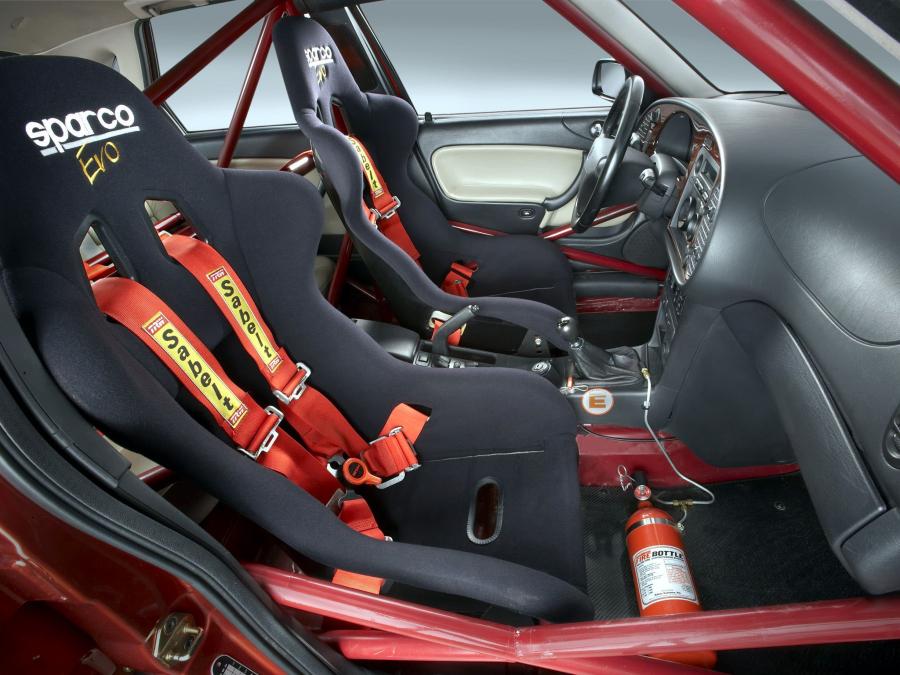  Saab 900 SE Turbo Pikes Peak 1995 года  (фото 3 из 3)